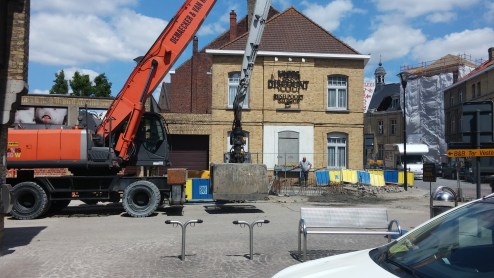 De ondergrondse pomp ter hoogte van parking Vleesdiscount