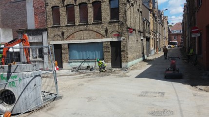 Deel van de Tegelstraat waar in juni de rioleringswerken starten