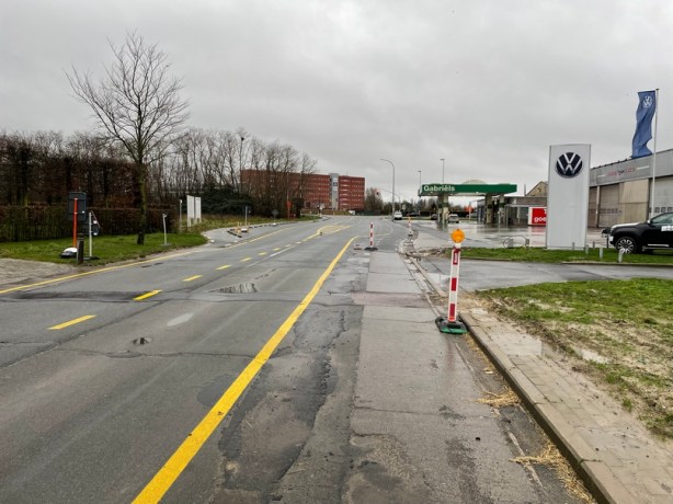 Maatregelen voor sterk beschadigd stuk Pilkemseweg in&nbsp;Ieper