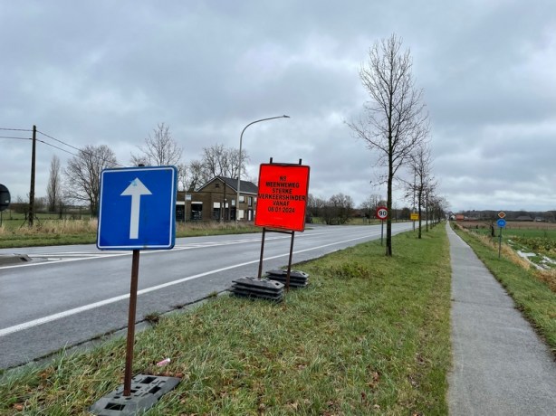 Fietspaden langs de Meenseweg (N8) van Ieper tot Geluwe heraangelegd vanaf 8&nbsp;januari