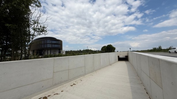 Nieuw Picanol-hoofdkantoor langs Zuiderring bereikbaar via op- en afrit met veilige&nbsp;fietstunnel