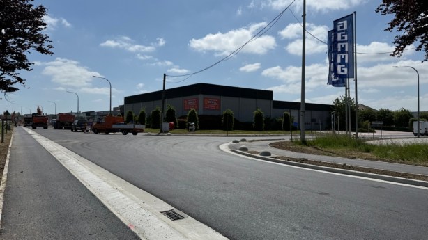 Kruispunt Zwaanhofweg-Pilkemseweg opnieuw open na&nbsp;wegeniswerken