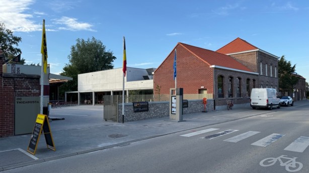 Nieuw ontmoetingscentrum ‘Thicabusca’ brengt leven en verenigingen terug naar hart van&nbsp;Dikkebus