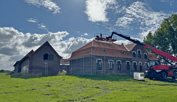Vierkantshoeve in Voormezele krijgt nieuw leven als eventlocatie Cour&nbsp;Henri