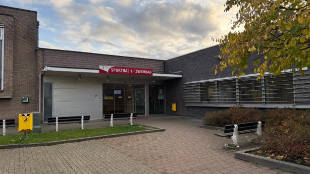 Zwembad van Ieper kraakt onder slijtage: tijdelijk dicht door&nbsp;leidingbreuk