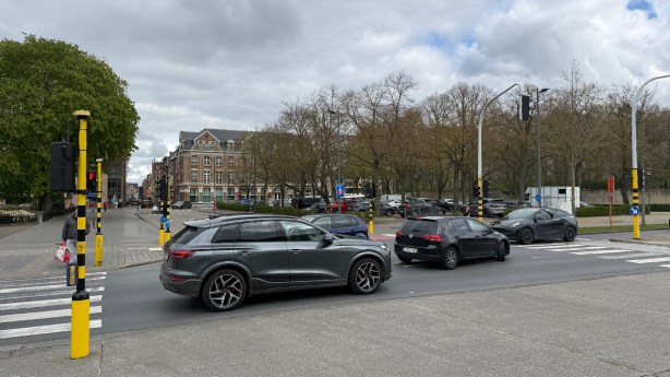 Nieuwe afslagstrook aan station Ieper moet files verminderen: werken gepland in april&nbsp;2026