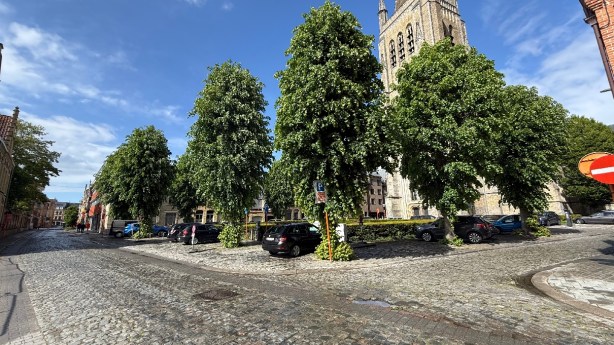 Veiliger verkeer en bredere voetpaden: werken aan Gezelleplein starten midden&nbsp;mei
