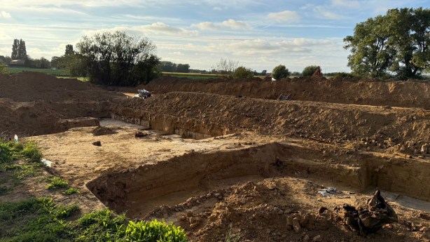 Opgravingen in Voormezele brengen Britse loopgraaf en Duitse bunkers aan het&nbsp;licht
