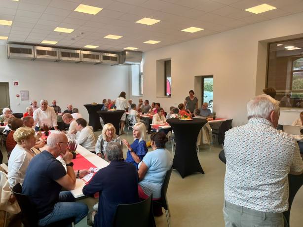 Ter Plekke opent in Dikkebus: nieuwe ontmoetingsplek voor hulp, activiteiten en een&nbsp;koffie