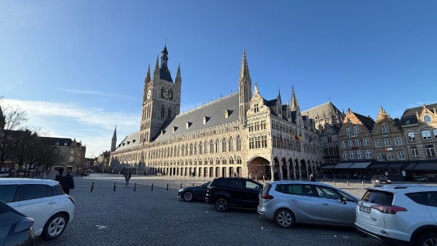 Ieper krijgt dubbele financiële klap: 5,6 miljoen euro minder inkomsten én 30 procent minder subsidies voor Yper&nbsp;Museum